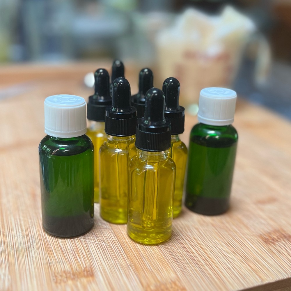 UNLISTED🫶🏼Golden Healing Apothecary🫶🏼My passion is helping people! - Picture 8 of 16